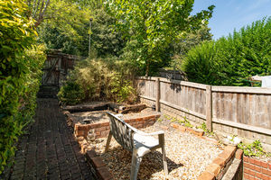 Photo 18- click for photo gallery